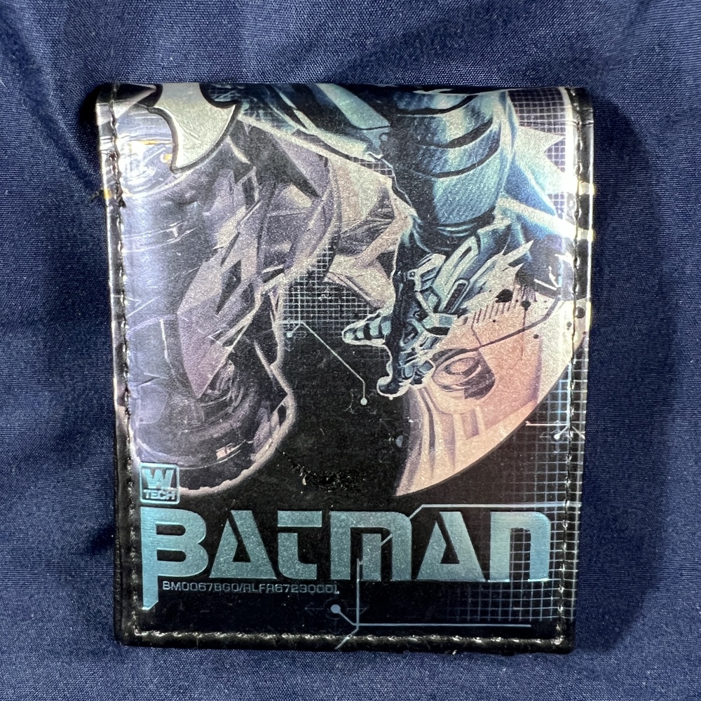 DC Comics Wallet Black Bi-Fold Batman Organize ID Window Superhero Comic Book